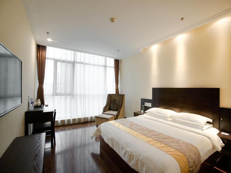 Greentree Inn Qinhuang Island Railway Station Business Hotel Qinhuangdao Exterior photo